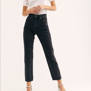 Ragged Priest Back Slash Mom Jeans